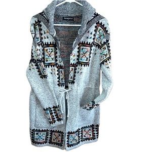 🍂Romantic Hut southwest print soft sweater with hoodie size S